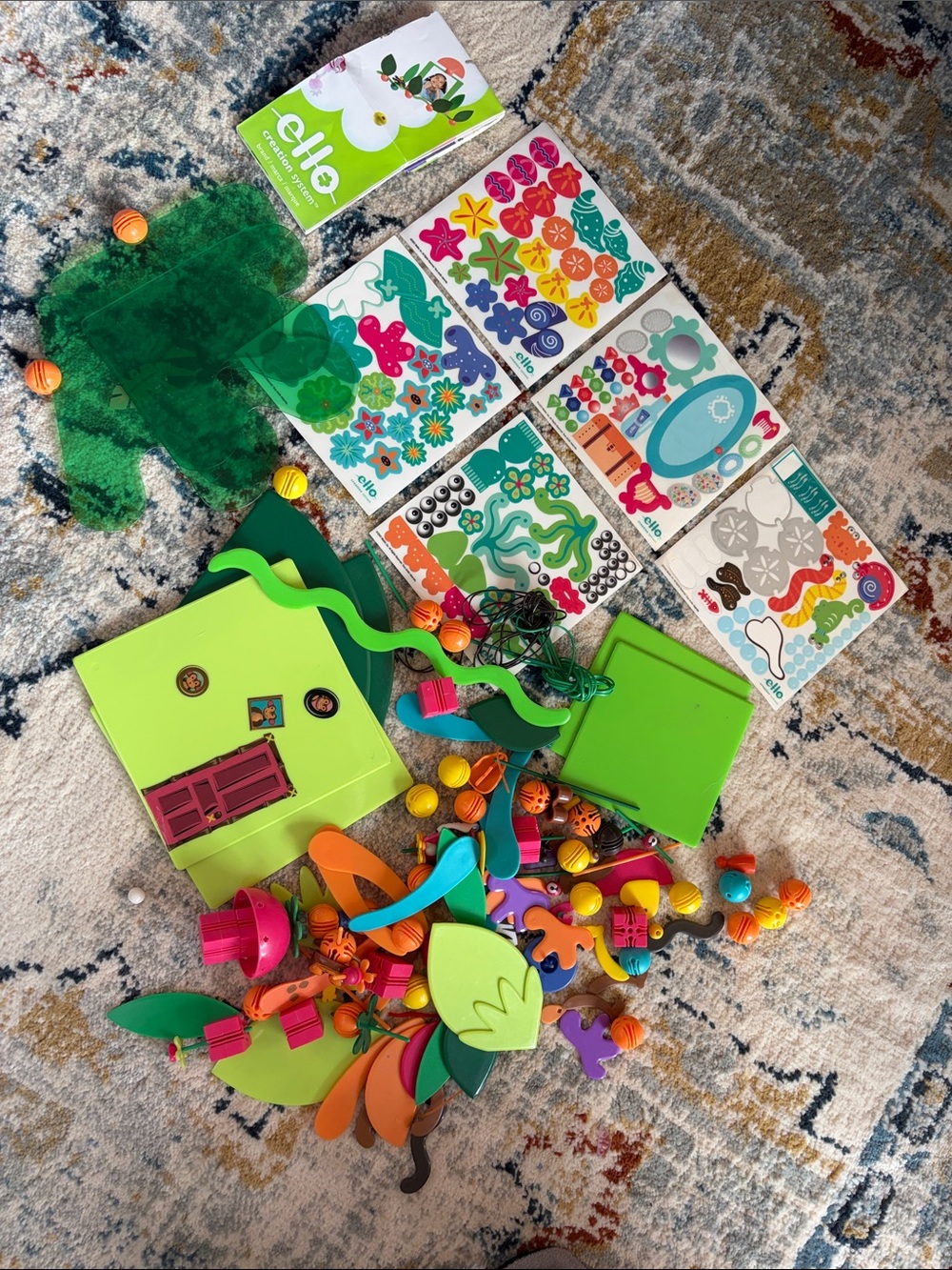 Ello Creation System Toy set Jungle Tropical with cling stickers
